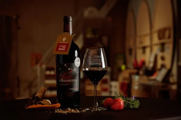 Bouteille de Elixir d'Amandina — DOMAINE SAINT GEORGES LES CARDINELLES, vin rouge